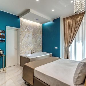 Suite Hot Tub